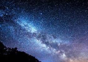 Stars in sky to illustrate luminous dream example