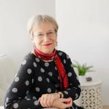 Anne Weiser Cornell Headshot